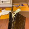 gucciaaa-38675-gallery-75468-7f0d51e740b84648 M47542 男女同款手包化妝包・摩登造型焦點|商品實拍視角 10