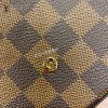 gucciaaa-38679-gallery-75523-ed6cadd444851f3d N63032 三件套手包斜背包・摩登造型焦點|使用場景與整體比例