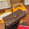 gucciaaa-38679-gallery-75526-82a365752d299386 N63032 三件套手包斜背包・摩登造型焦點|包款全貌與整體比例
