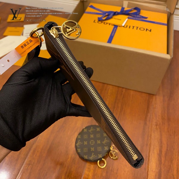 gucciaaa-38681-gallery-75543-9ac460d7a690e91b M68756 三合一手包・摩登造型焦點|商品實拍視角 07