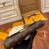gucciaaa-38683-gallery-75563-81703325bdd6d250 M40717 小號斜背包晚宴包・摩登造型焦點|商品實拍視角 05
