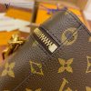 gucciaaa-38693-gallery-75696-a5fdb28d0300d423 M44914 手機包・摩登造型焦點|商品實拍視角 11