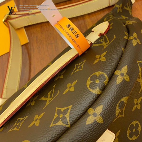 gucciaaa-38694-gallery-75700-edf86656a1c2a07d M43644 男女同款胸包腰包・摩登造型焦點|商品實拍視角 02