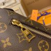 gucciaaa-38694-gallery-75709-f058a7218961eae5 M43644 男女同款胸包腰包・摩登造型焦點|商品實拍視角 11