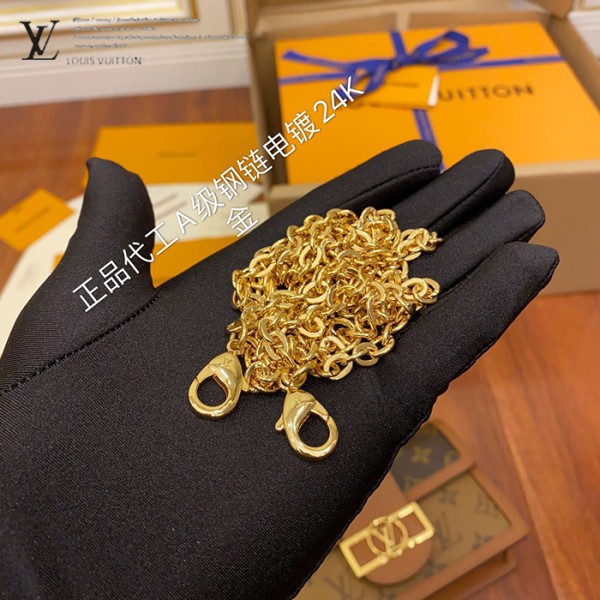 gucciaaa-38697-gallery-75754-9d1a1c9dce81234f M68746 小號達芙妮郵差包・摩登造型焦點|商品實拍視角 12