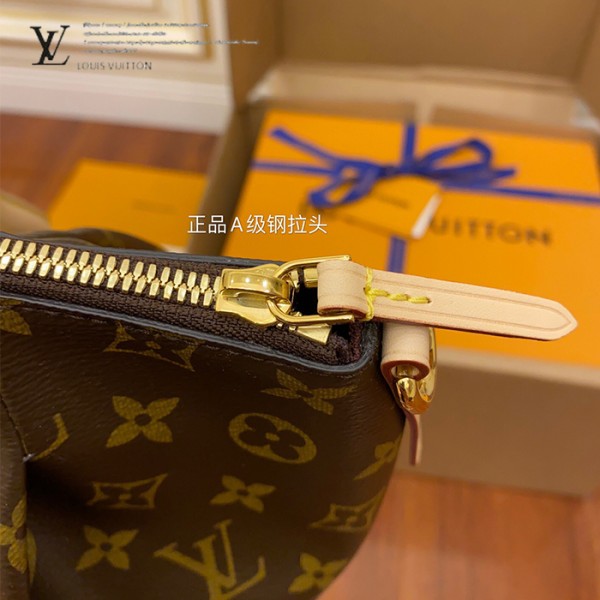 gucciaaa-38702-gallery-75812-0313d0355430c163 M48813 肩背包・摩登造型焦點|商品實拍視角 12