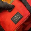 gucciaaa-38704-gallery-75826-b0361b3f9485ac61 M45321 購物袋・摩登造型焦點|商品實拍視角 05