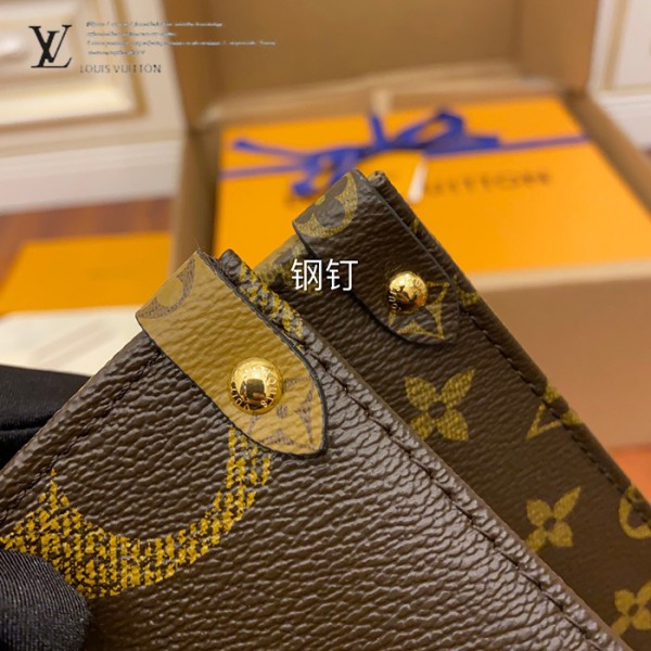 gucciaaa-38704-gallery-75833-e9885e5042a9a27e M45321 購物袋・摩登造型焦點|商品實拍視角 11