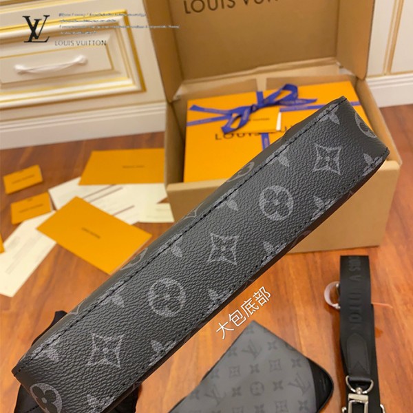gucciaaa-38706-gallery-75852-5aa1c7128890d3c2 M69443 男士三合一郵差包・摩登造型焦點|摩登造型實拍視角