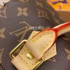gucciaaa-38707-gallery-75863-13eab39952a337ab M41113 SPEEDY 25枕頭包・摩登造型焦點|商品實拍視角 05