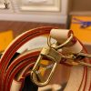 gucciaaa-38707-gallery-75866-1f597d11c6516921 M41113 SPEEDY 25枕頭包・摩登造型焦點|商品實拍視角 08