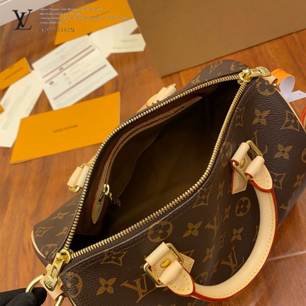 gucciaaa-38707-gallery-75873-164374bc677d84e4 M41113 SPEEDY 25枕頭包・摩登造型焦點|商品實拍視角 14