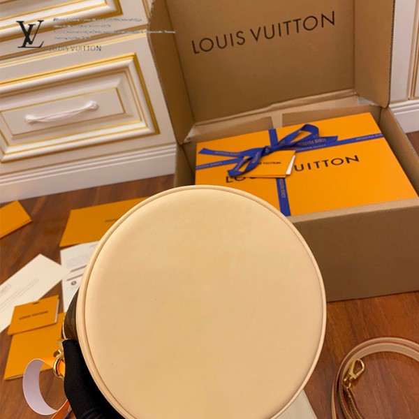 gucciaaa-38708-gallery-75888-e374f542a6808753 M43587 薯條包・摩登造型焦點|商品實拍視角 13