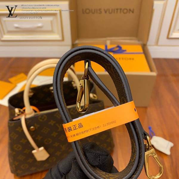 gucciaaa-38709-gallery-75902-a0320bcd01f151e7 M41055 小號蒙田包・摩登造型焦點|商品實拍視角 11