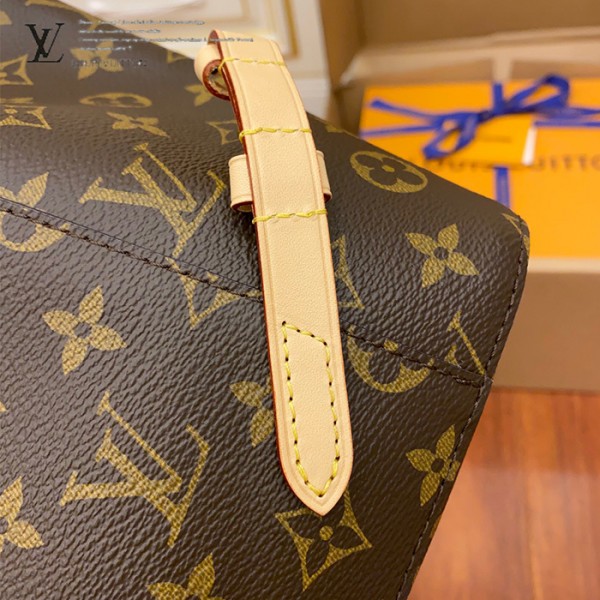 gucciaaa-38714-gallery-75982-bb0a33af29f7af44 M43431 雙肩包・摩登造型焦點|商品實拍視角 14