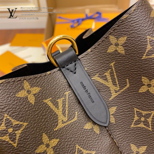 gucciaaa-38715-gallery-75999-59289ec1b6a612bf M44020 女士NOE水桶包・摩登造型焦點|商品實拍視角 08