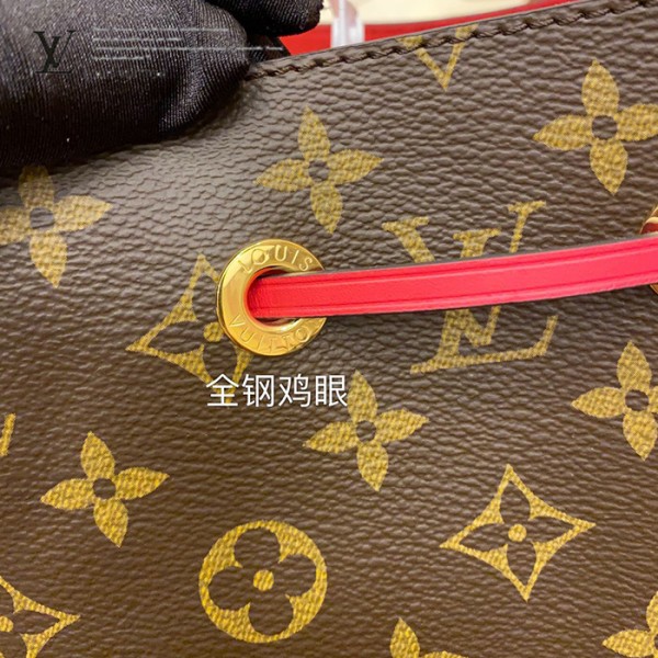 M44021 水桶包・摩登造型焦點|摩登造型實拍視角