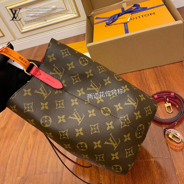gucciaaa-38716-gallery-76014-e1259d7d9ab8fc4c M44021 水桶包・摩登造型焦點|商品實拍視角 09