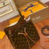 gucciaaa-38718-gallery-76031-8cd49d44754384dd M44887 水桶包・摩登造型焦點|商品實拍視角 08