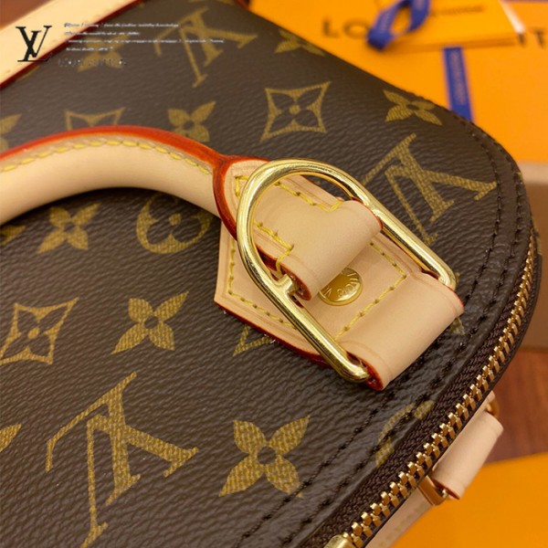 gucciaaa-38719-gallery-76033-2e0a764ad3ea987c M53152 ALMA bb 貝殼包・摩登造型焦點|摩登造型實拍視角
