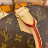 gucciaaa-38719-gallery-76041-e69e94a6e085ee83 M53152 ALMA bb 貝殼包・摩登造型焦點|商品實拍視角 10