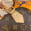 gucciaaa-38719-gallery-76042-733a39f1bd23007b M53152 ALMA bb 貝殼包・摩登造型焦點|商品實拍視角 11