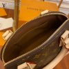 gucciaaa-38719-gallery-76044-15671ebbb797ab1f M53152 ALMA bb 貝殼包・摩登造型焦點|商品實拍視角 13