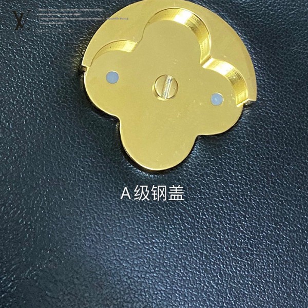 gucciaaa-38720-gallery-76046-2c776e8293dd5cc3 M55948 女士郵差包・摩登造型焦點|摩登造型實拍視角