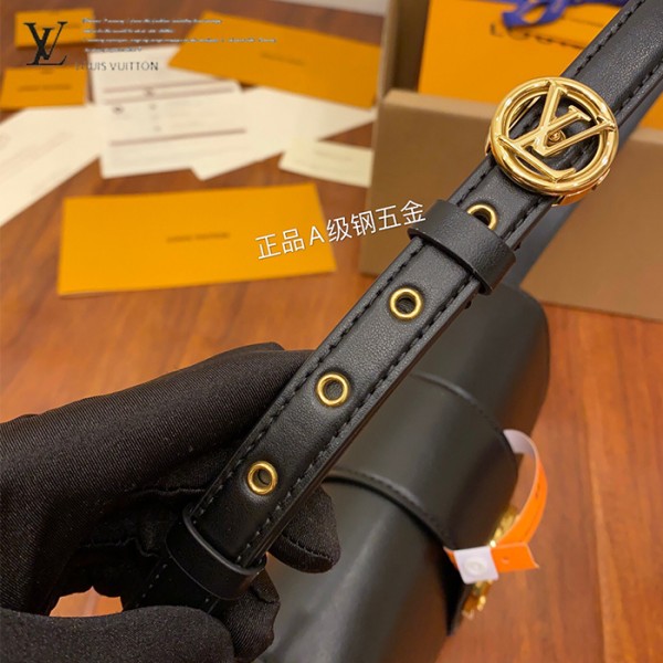 M55948 女士郵差包・摩登造型焦點|摩登造型實拍視角