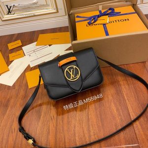 gucciaaa-38720-gallery-76053-893e660f3922efdc M55948 LV正品級女士郵差包