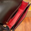 gucciaaa-38720-gallery-76054-758f6034ab238f82 M55948 女士郵差包・摩登造型焦點|商品實拍視角 10