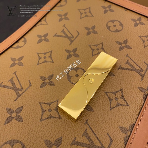 gucciaaa-38729-gallery-76185-f36a85c118913e7d M44391 LV正品級達芙妮郵差包